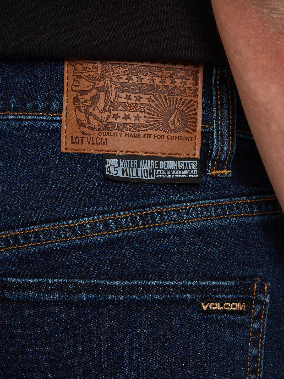 be-the-first-to-own-the-newest-volcom-solver-denim-dirty-med-blue-discount_2.webp